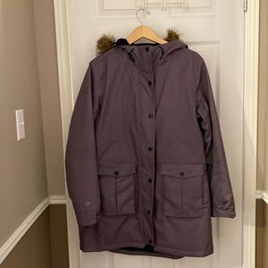 Womens Ripzone mid leg winter coat size XL.
